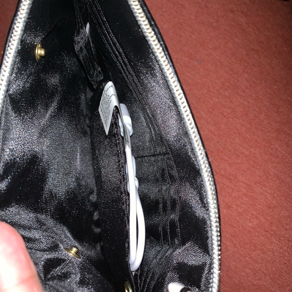 Phone Charging Wallet for apple and android - Picture 11 of 14